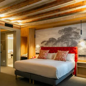 https://hostal-nilo.topbarcelonahotels.com