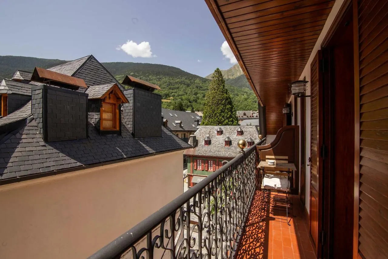 ***  Hotel Fonfreda Vielha İspanya
